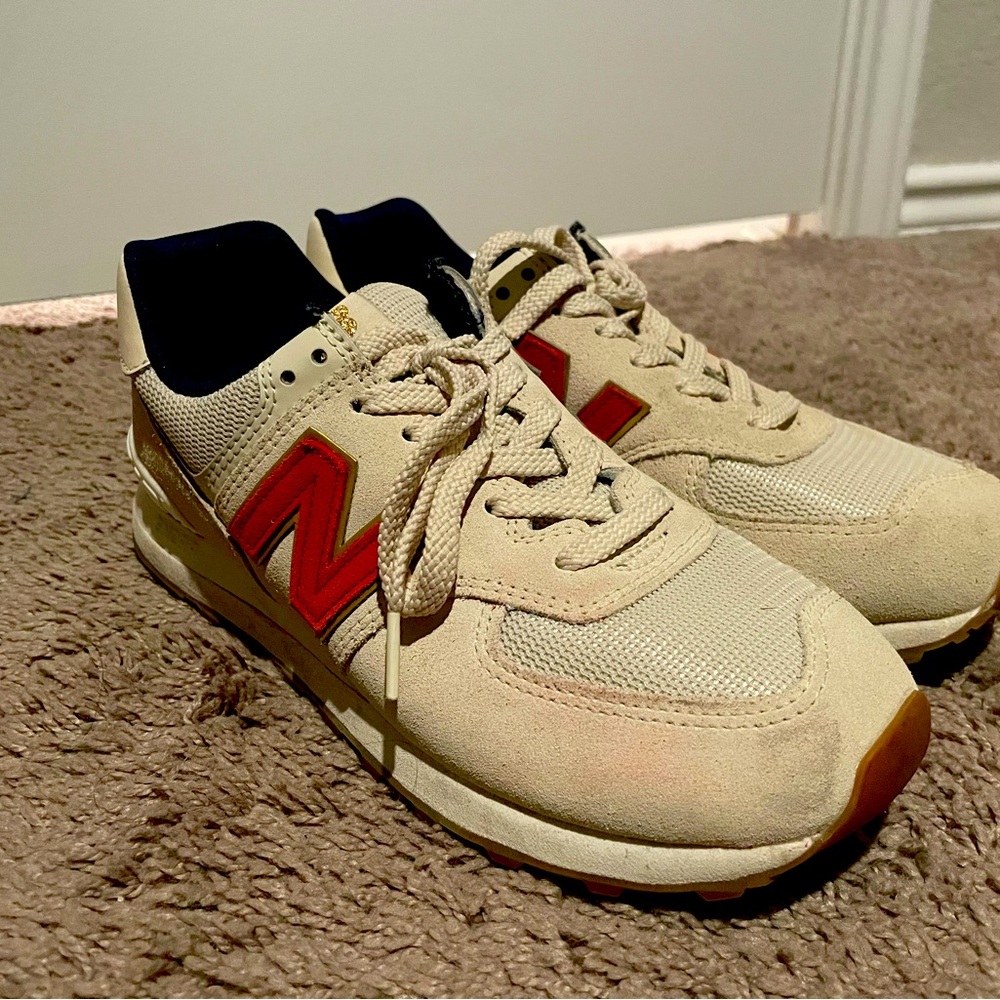 New Balance Women’s Sneakers